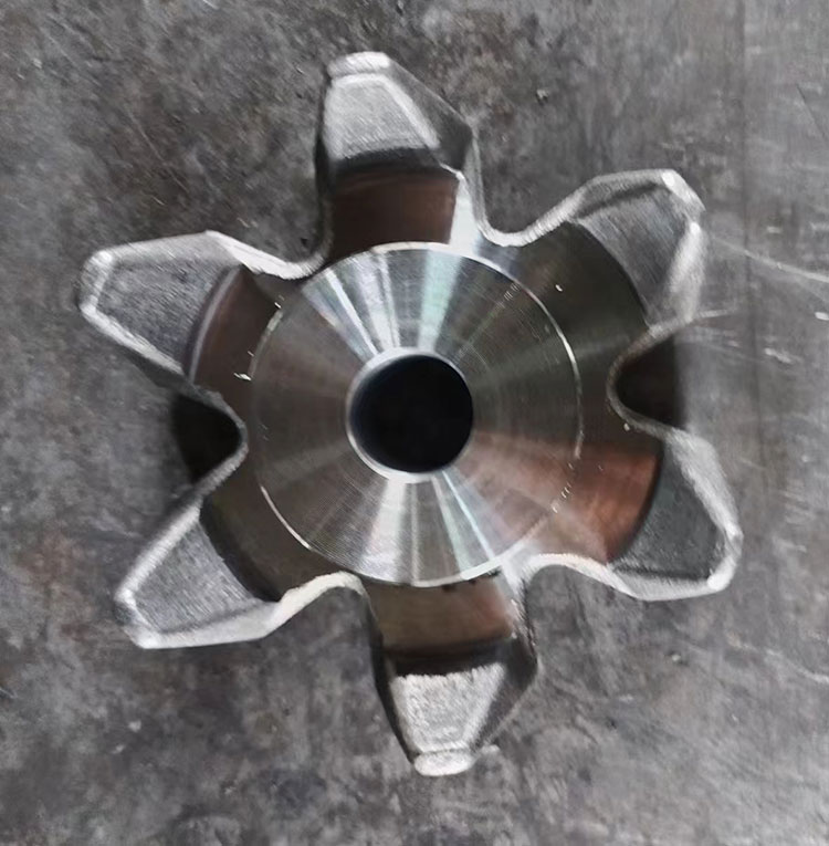 汽車(chē)發(fā)電機(jī)爪極.jpg