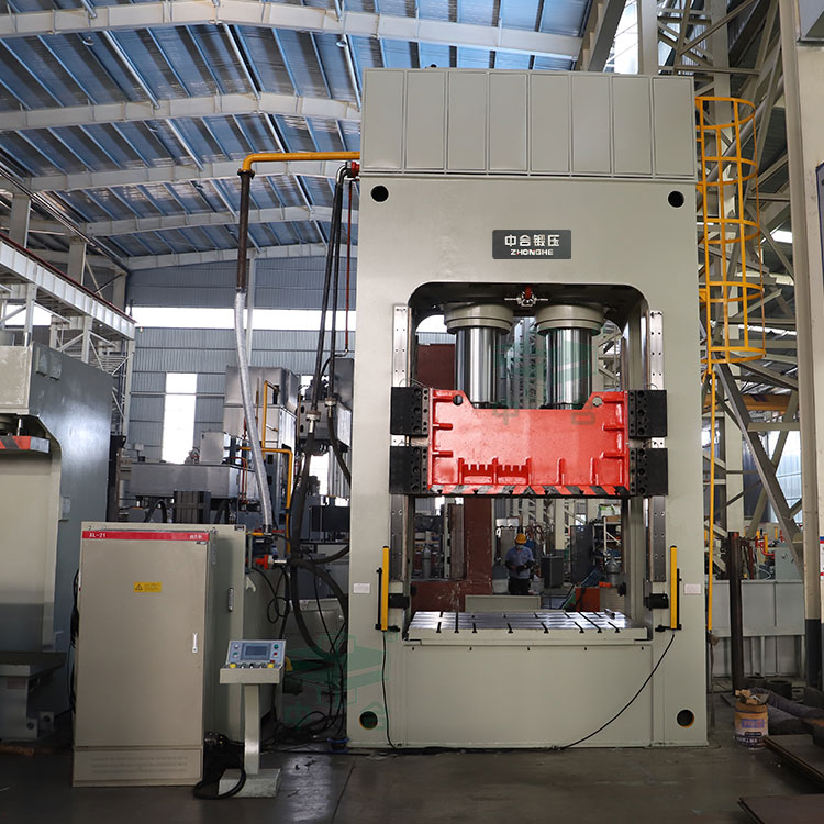 800噸框架式液壓機(jī)（復(fù)合材料）.jpg