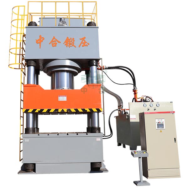 2000噸四柱液壓機(jī).jpg